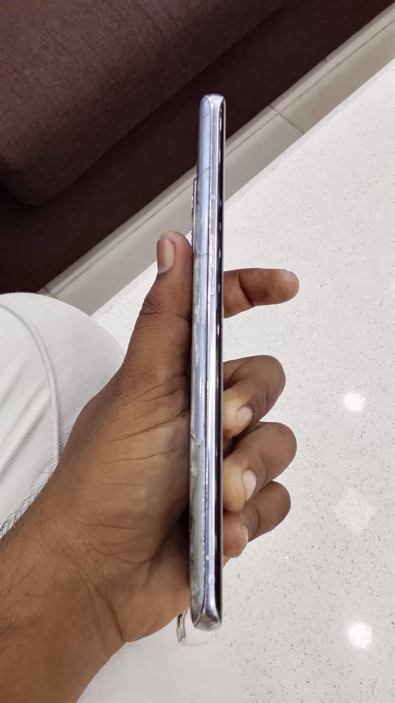 One Plus 9 Pro 4
