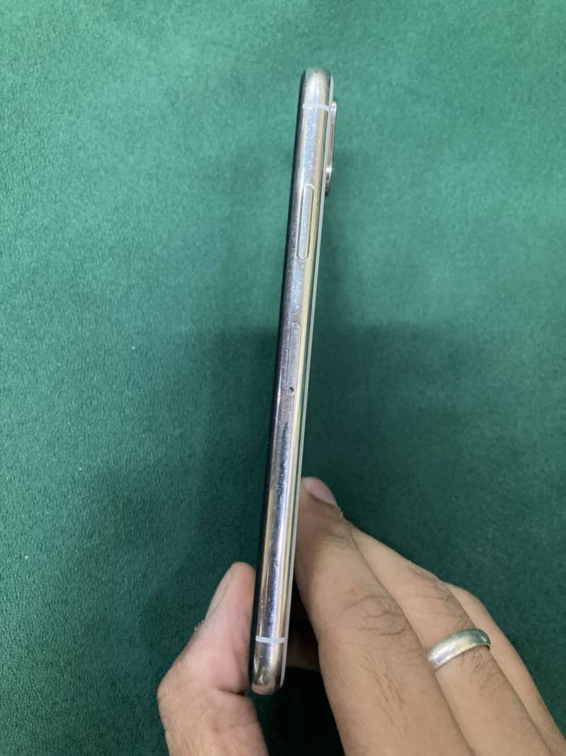 Apple iPhone X 1
