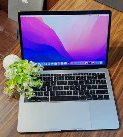 APPLE MACBOOK PRO 2017 | 16GB/500SSD | TOUCH BAR/ID