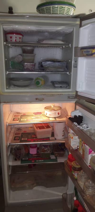 Dawlance Fridge – Excellent Condition | Fully Working