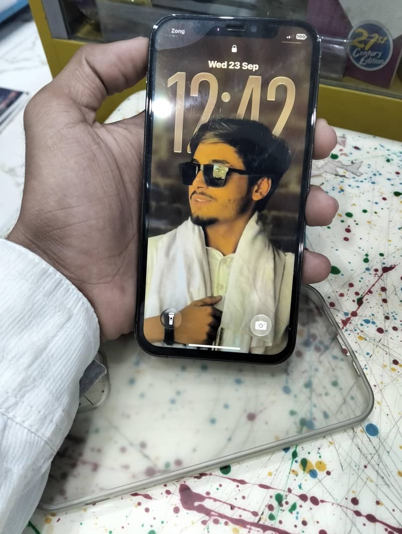 Apple iPhone 12 Pro 1