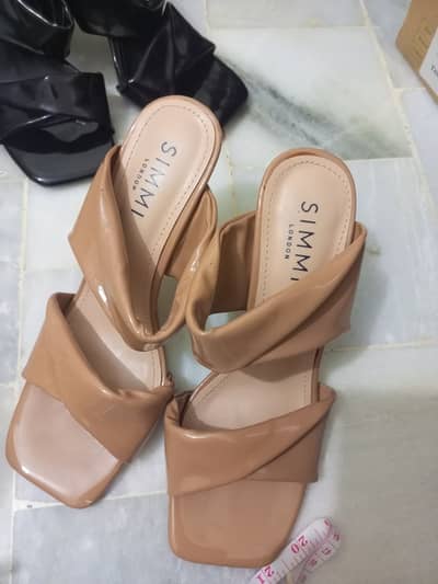 37 size used heels
