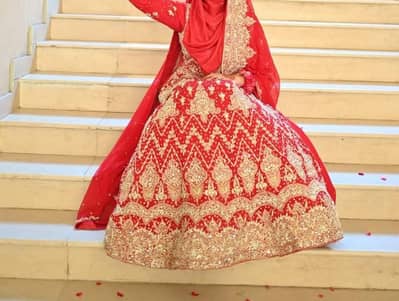red bridal lehenga