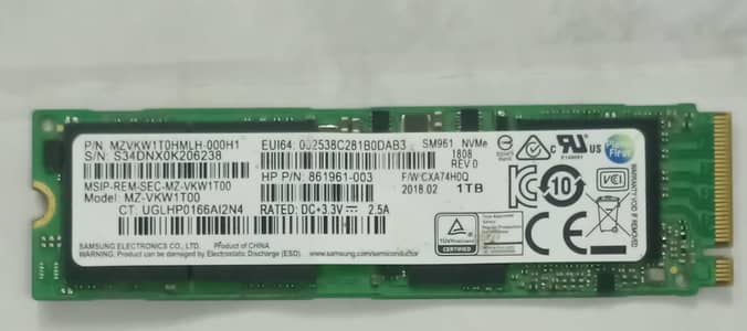 SAMSUNG 1 TB NVMe PCIe Gen 3 SSD