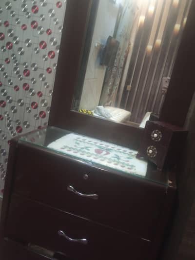 dressing for sale condition is good