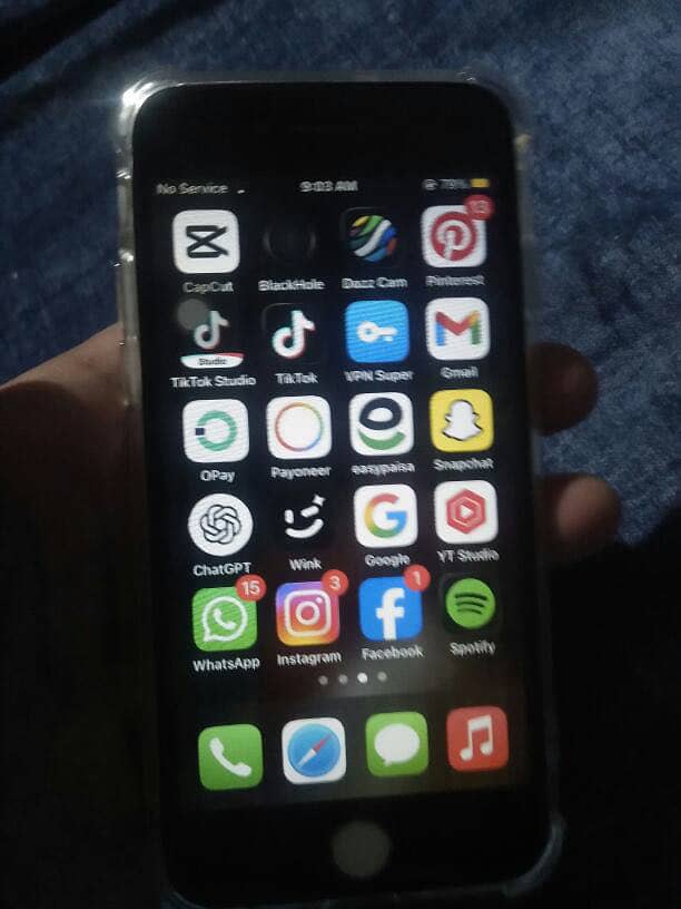Apple iPhone 8 1