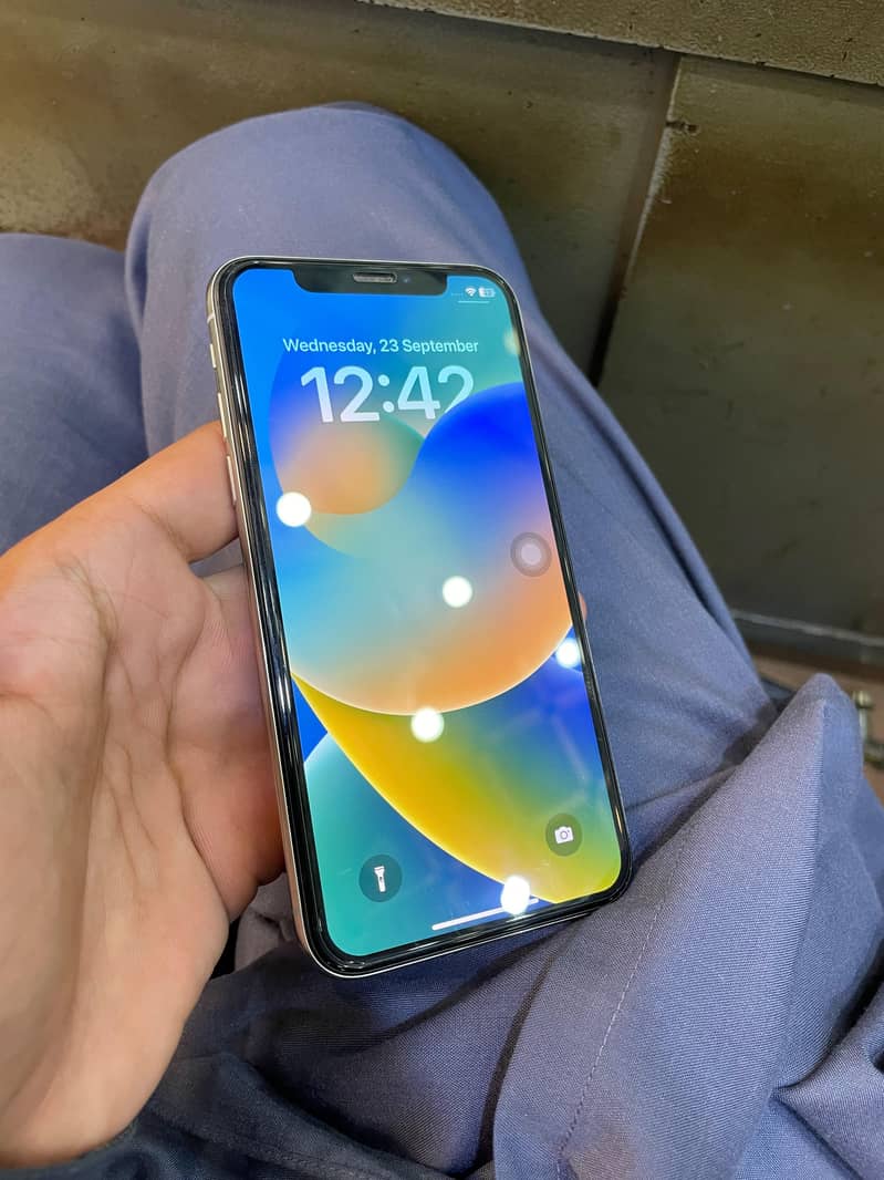 Apple iPhone X 2