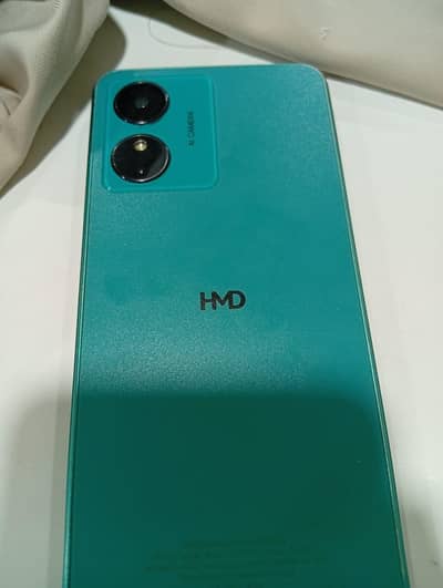 HMD Aura 2