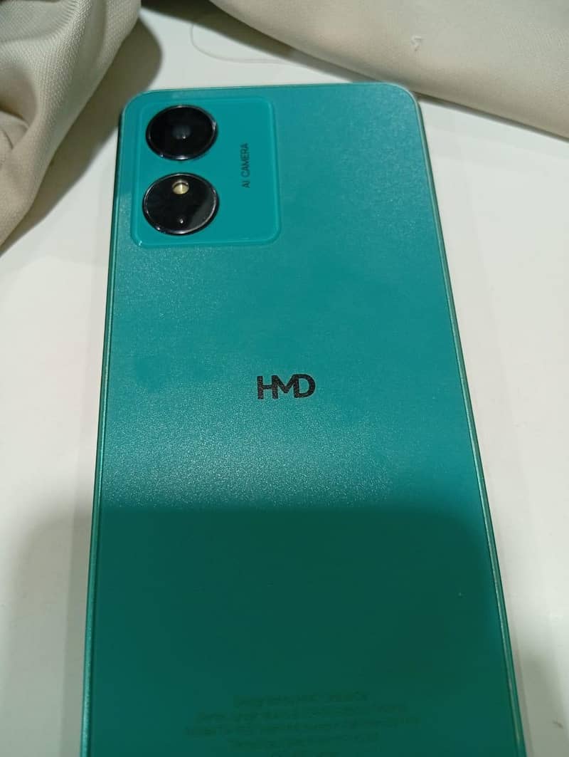 HMD Aura 2 0