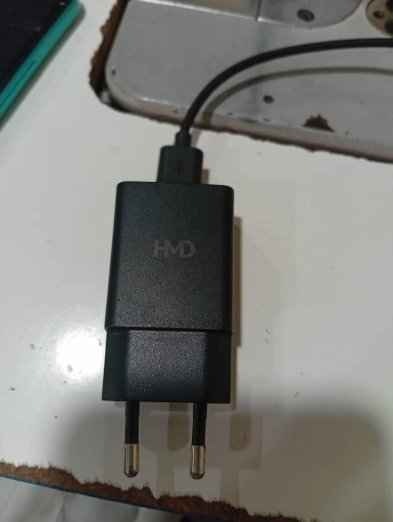 HMD Aura 2 6