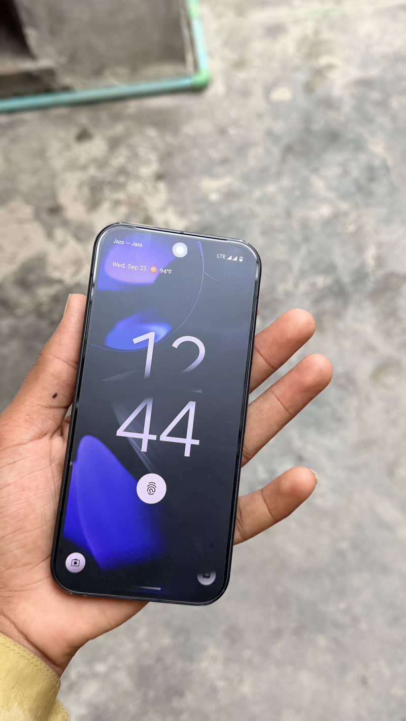 Google Pixel 9 3