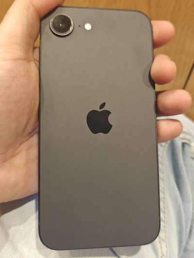 Apple iPhone 16e