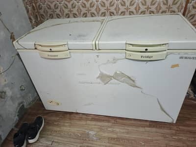 new he ha bhai mana fridge Lana ha is liye sale Kar raha ho