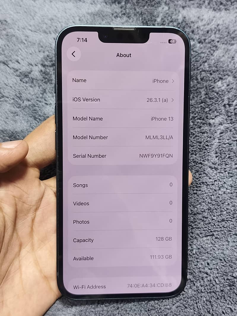 Apple iPhone 13 3