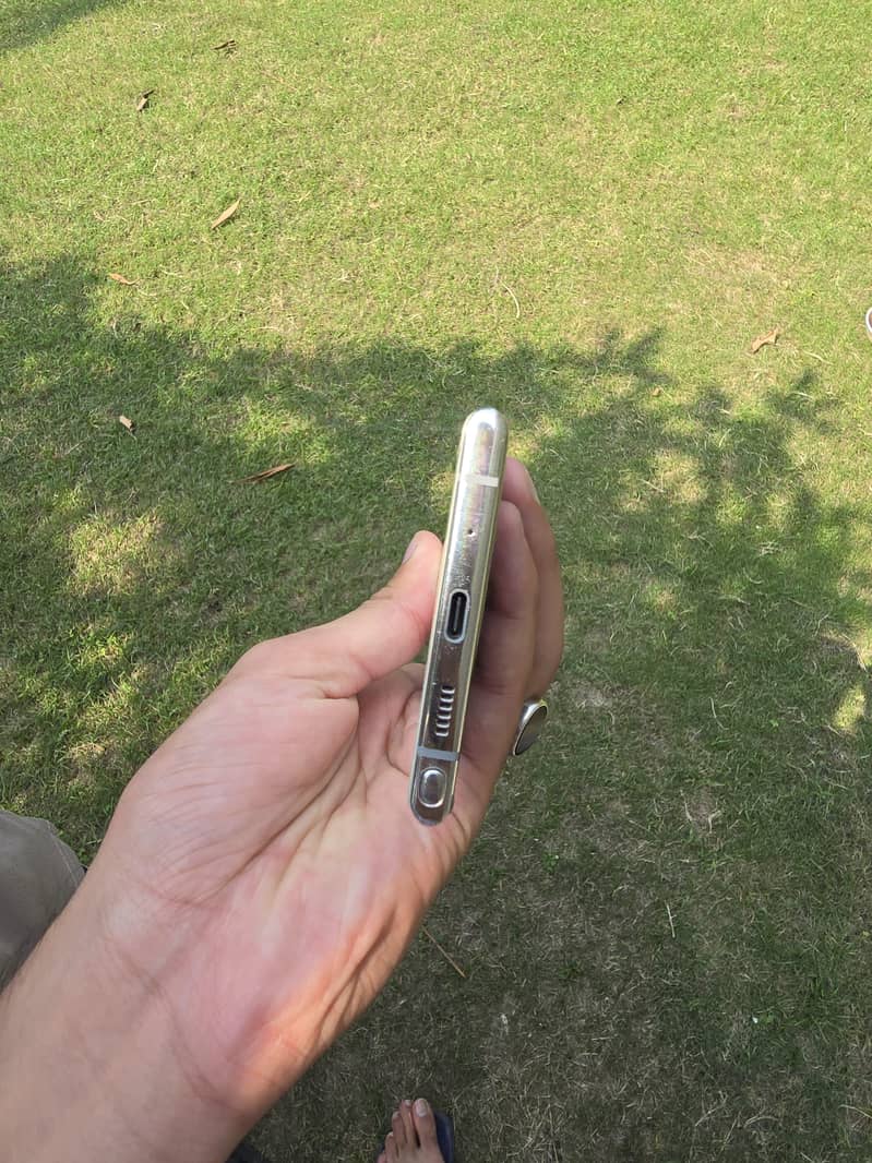 Samsung Mobile Note 10 Plus 3