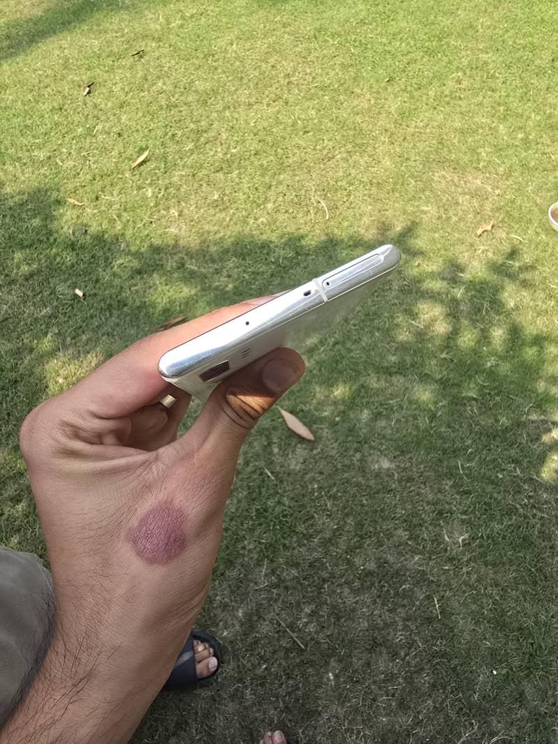 Samsung Mobile Note 10 Plus 5
