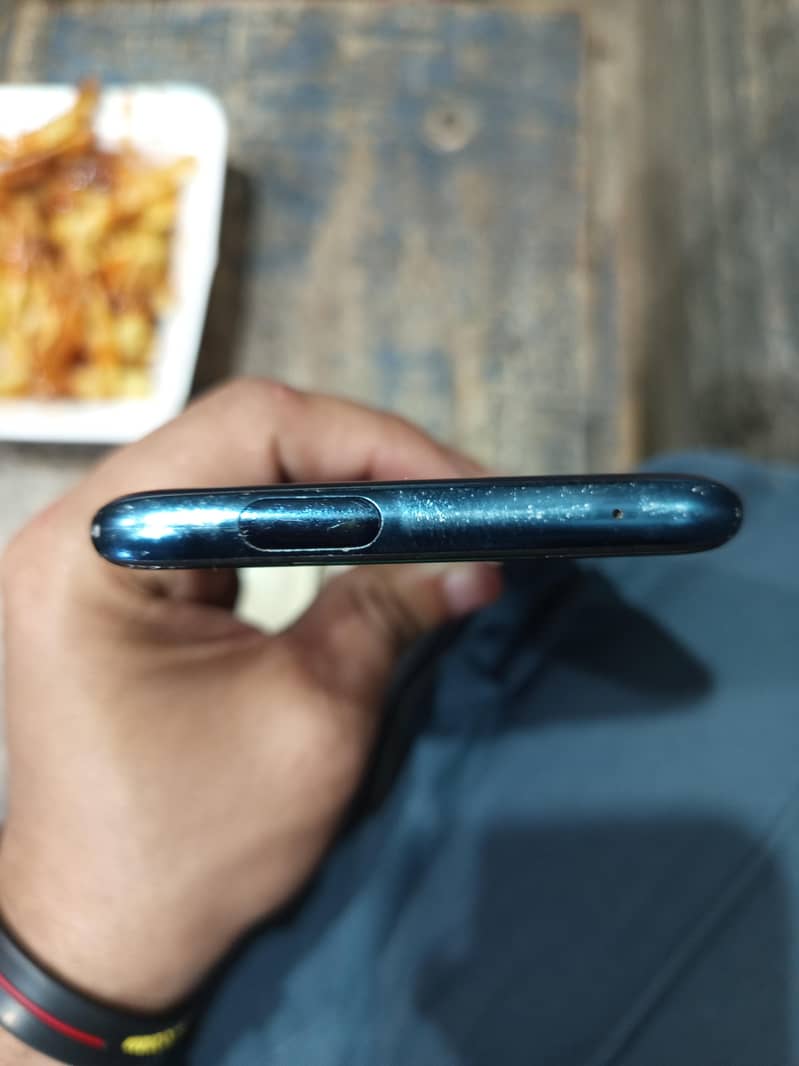 One Plus 7T Pro 3