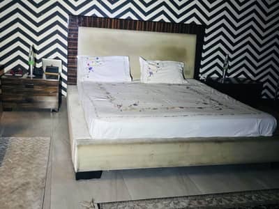 Wing chair designer bed set