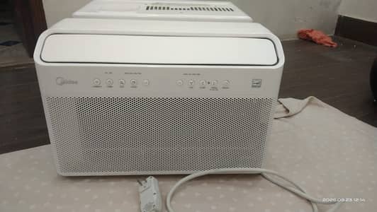 Midea U-Shaped Inverter AC 8000 BTU | Wi-Fi Smart | Ultra Quiet (110V)