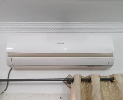 AC / Orient Inverter 1.5 Ton AC / Heat & Cool