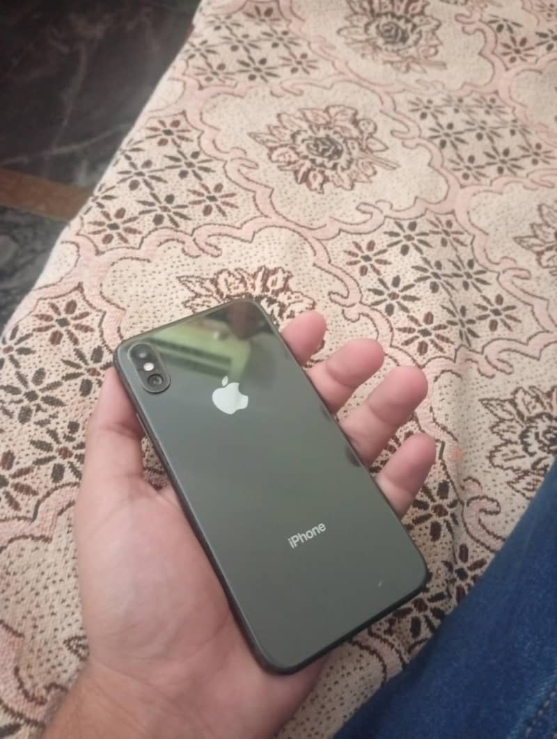 Apple iPhone XS 0