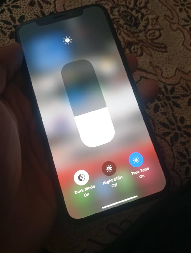 Apple iPhone XS 3