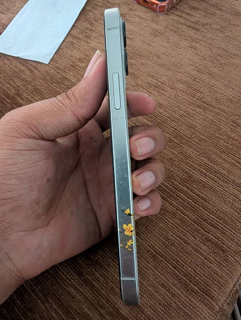 Apple iPhone 12 Pro 0