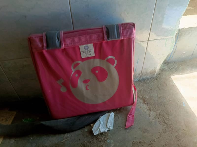 Delivery Bag. 4