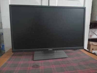 24 inches Dell lcd 2 months used