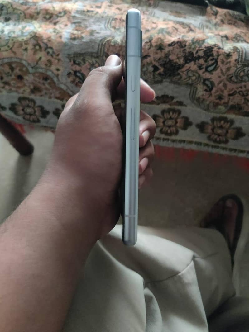 Google Pixel 7a 1