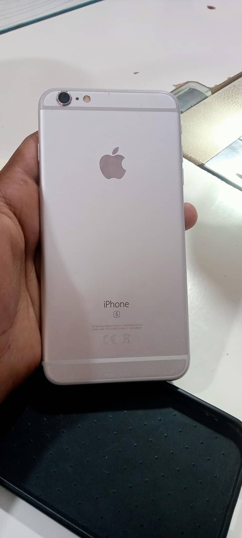 Apple iPhone 6 Plus 3