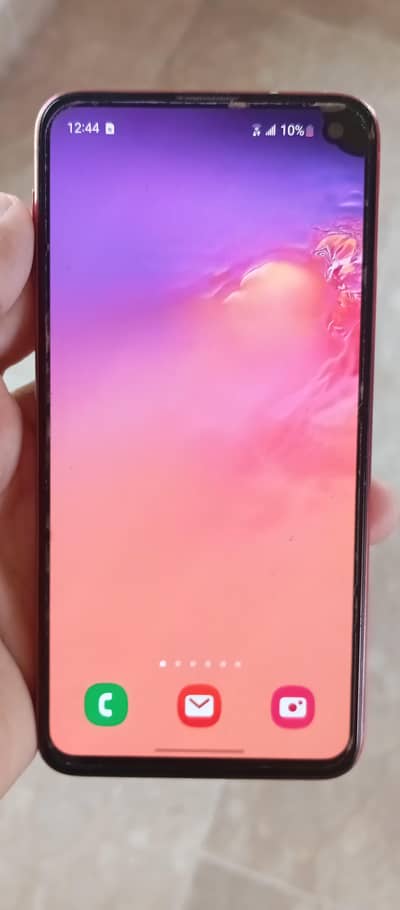 Samsung Mobile S10e