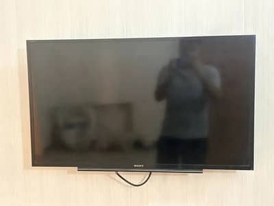 Sony Bravia 40” LED Smart TV – KDL-40W600B  Selling my original Sony