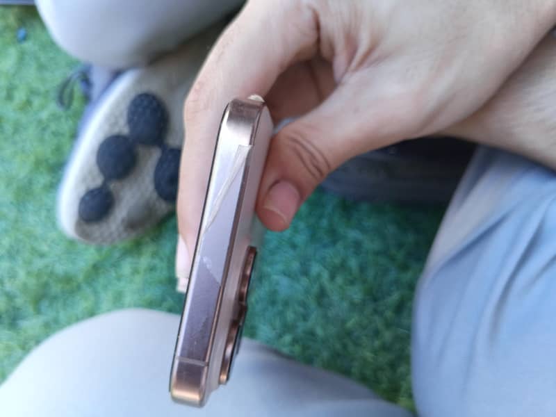 Apple iPhone 16 Pro Max 5