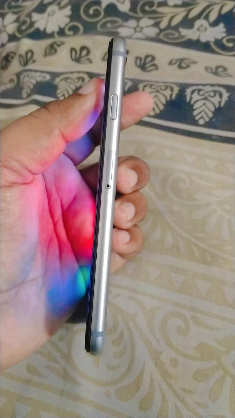 Apple iPhone 6 1
