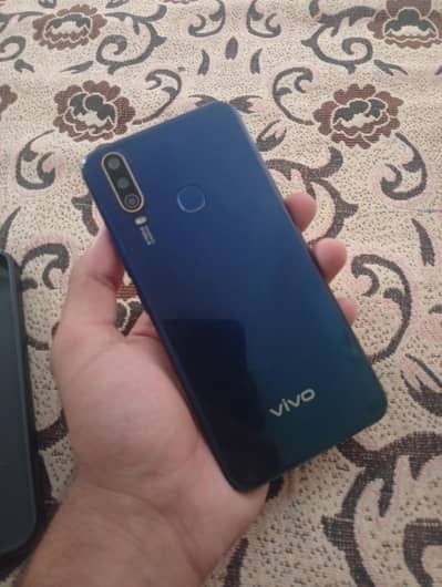 Vivo Y12
