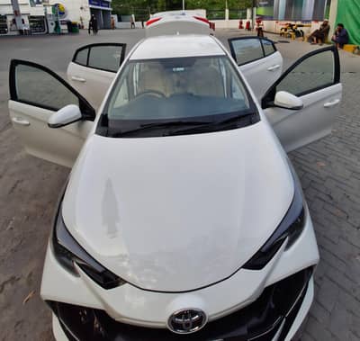 Toyota Yaris 2025 1.3 cvt auto islamabad reg
