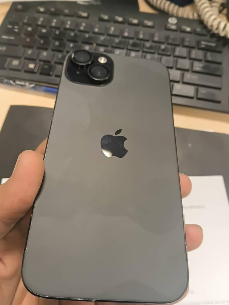 Apple iPhone 15 plus 1