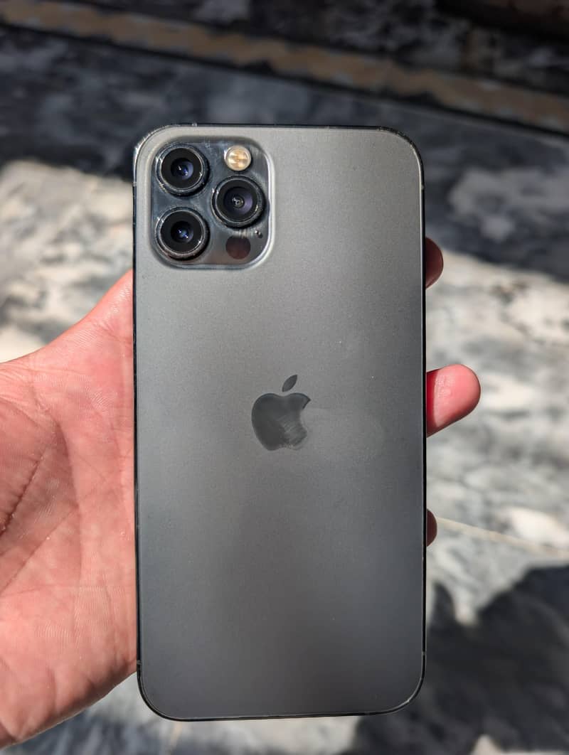 Apple iPhone 12 Pro 0