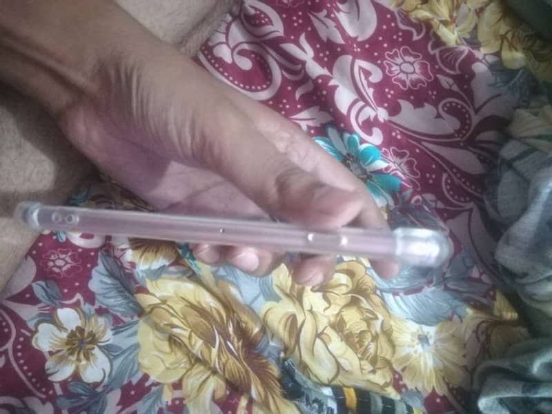 Apple iPhone 7 Plus 1