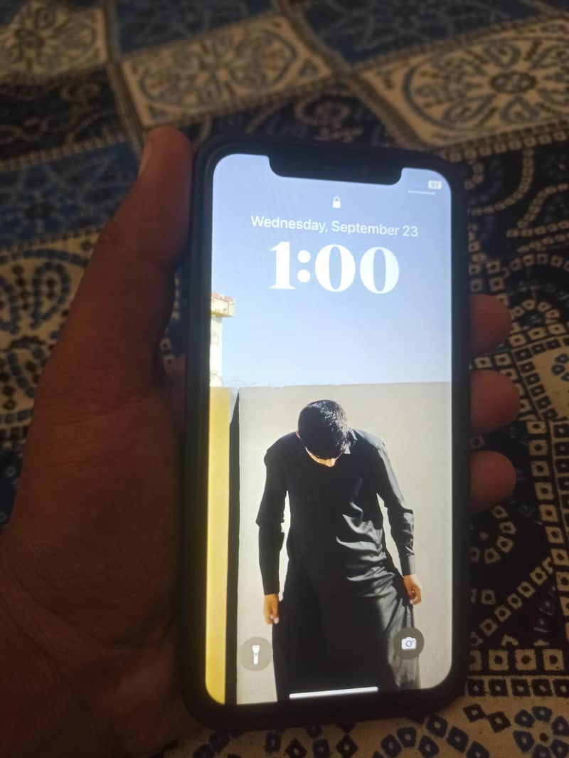 Apple iPhone X 0