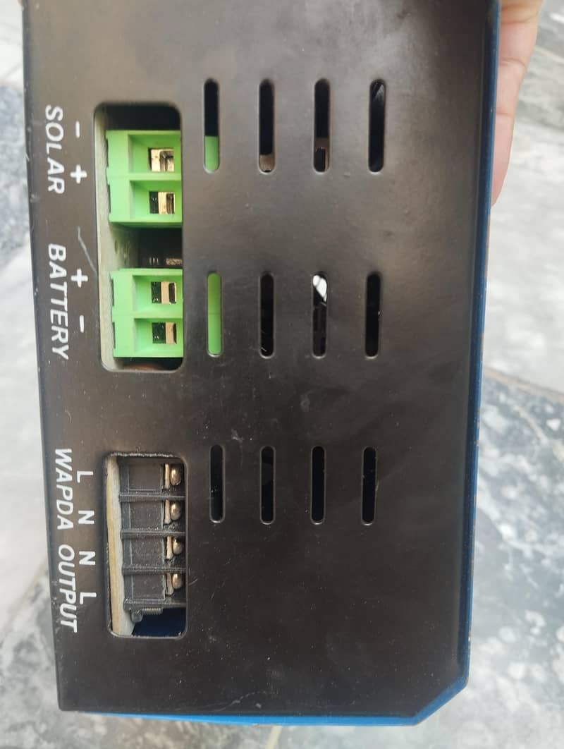 MPPT controller 1