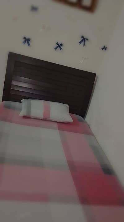 Single bed with mattress