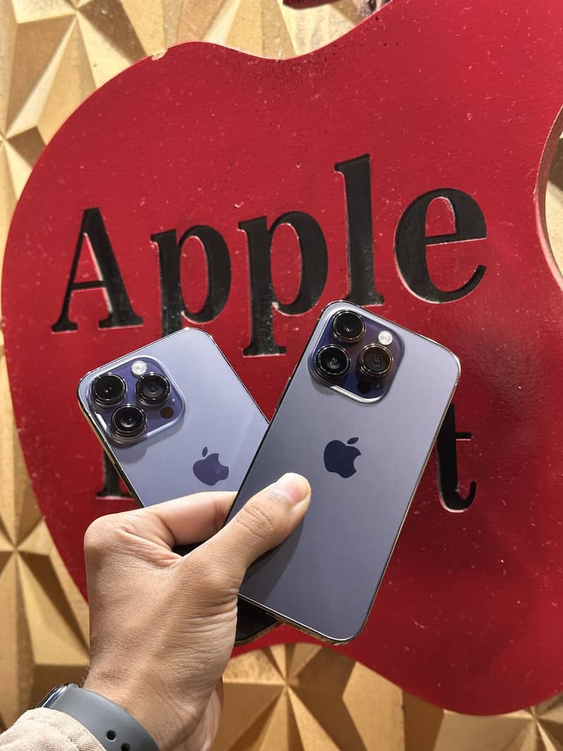 Apple iPhone 14 Pro 0