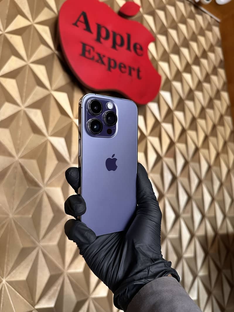 Apple iPhone 14 Pro 1