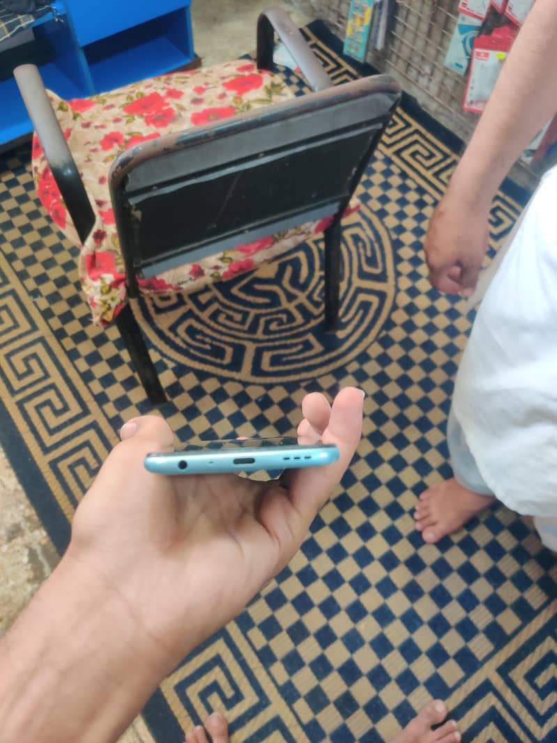OPPO A76 4