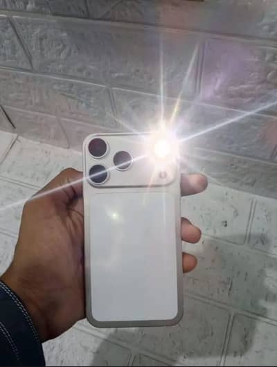 iPhone XR conver 17 pro [03480769286]