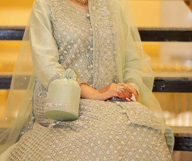 grey silver maxi 2