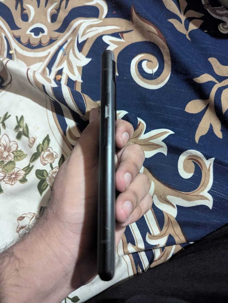 Google Pixel 6a 5