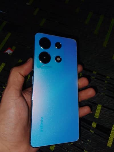 Infinix Note 30